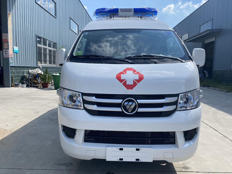 福田G7長(zhǎng)軸救護(hù)車(chē)